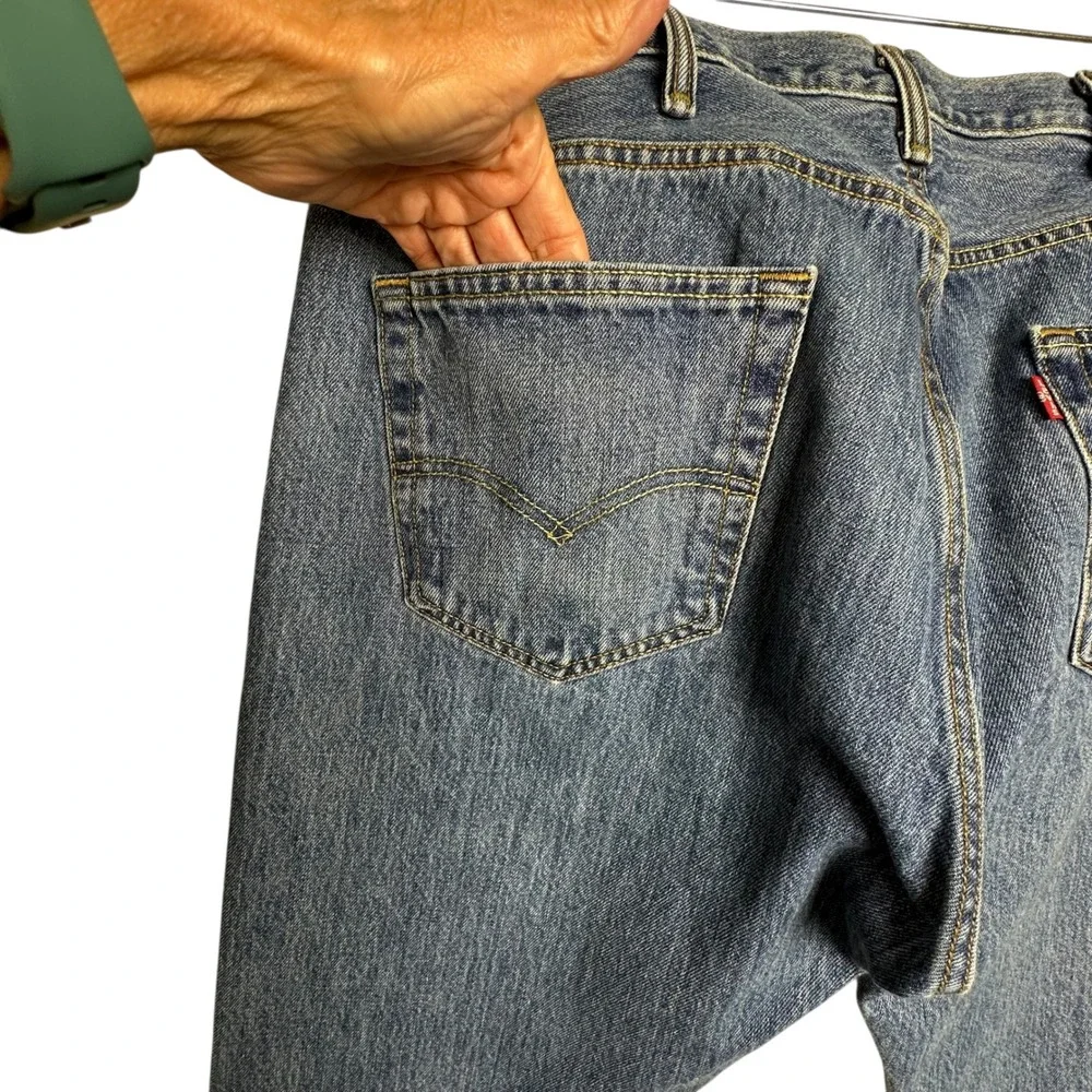 Levi Strauss 501 Mens Jeans Blue‎ Button Fly Straight Leg Waist 38 Inseam 30